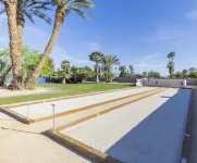 Home in Indio.Newly remodeled.Pet/family friendly.