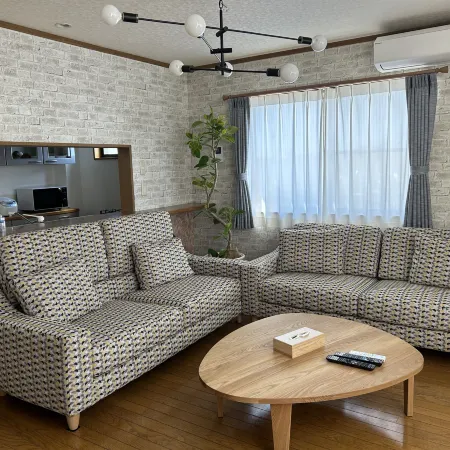 Aile House III