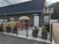 The Calico Cottage - Fire Pit - Hot Tub