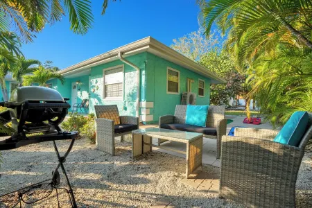 Turquoise Gem 1st Floor no stairs Longboat Key FL Отели в г. Лонгбоут-Ки