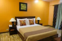 Pacific Waves Resort Hotel di Rodriguez