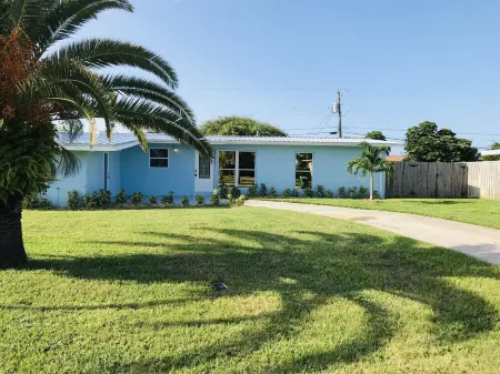 Beach Home with Pool- 5 minute walk to the beach