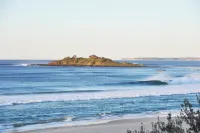 "Whiteleaf" Luxury. Linen included