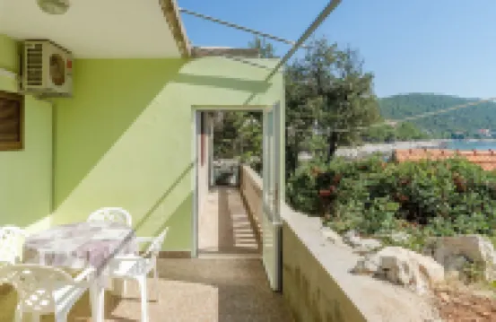 Seafront Apartments Olivera