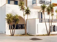 Diamantis Studios&Apartments Hotels near Agiassos Beach