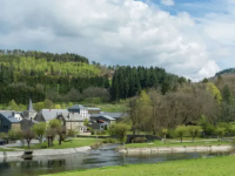 Forest Cottage with Ponds Hotels in Bouillon