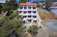 Marilena Apartments Hotels in Votsi