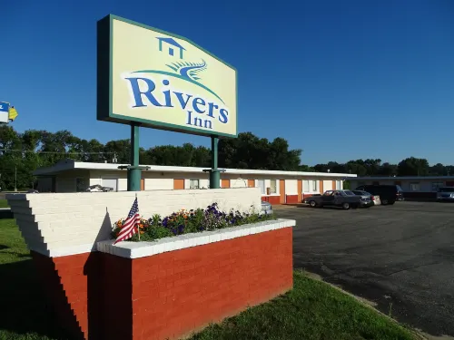 Rivers Inn Hotels in Fort Madison