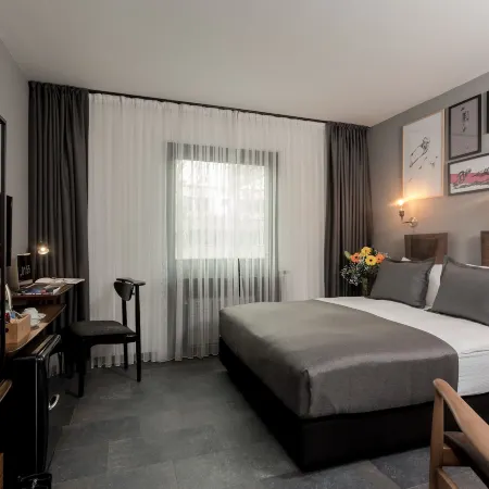 Hotel Cinnah