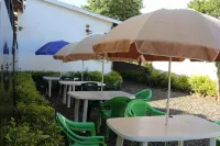 Dover Hotel Bondo Hotels in Bondo