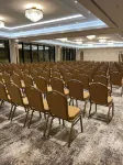 Astoria Grand Hotel - Business