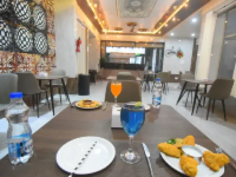 R帝國戴瓦內格爾 達文蓋雷縣酒店