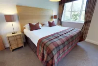 Macdonald Elmers Court Resort