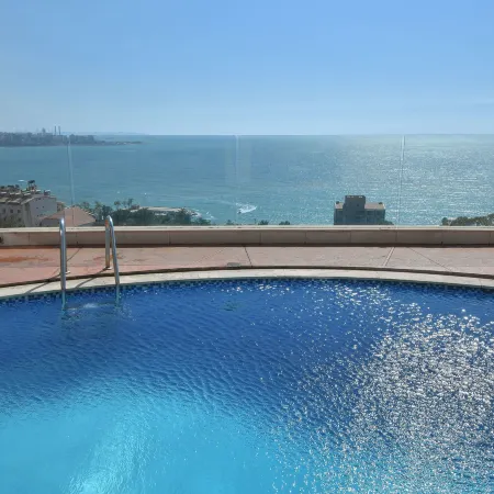 Hollywood Inn Boutique Hotel