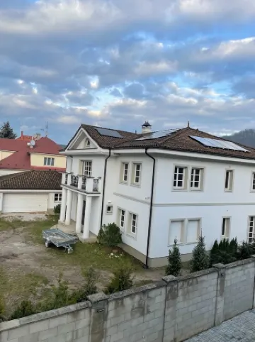 Dohnanyi Villa by Chors