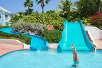 Sandyport Beach Resort - Beach