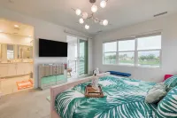 Sunburst by AvantStay - พร้อมระเบียง