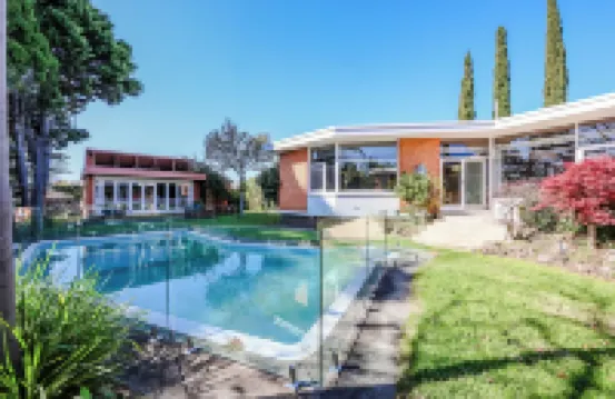 StayAU Spacious 6BR McKinnon Pool Home