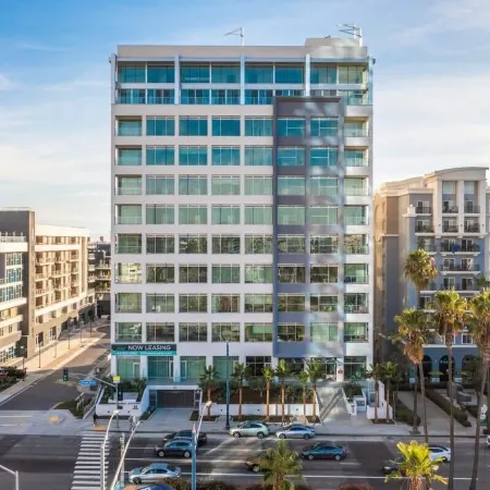 @ Marbella Lane - Sleek Corner Ocean View