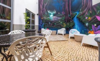 Oakmoon House
