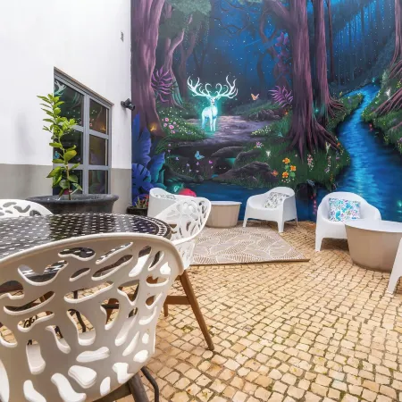 Oakmoon House