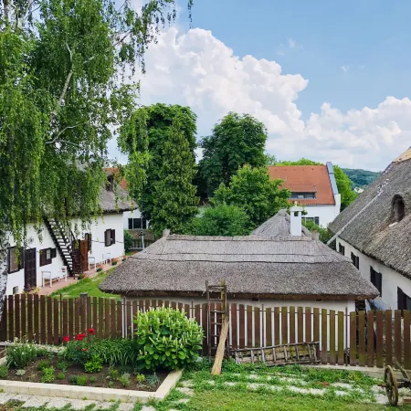 The Houses of History - Anno 1830