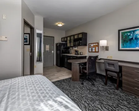 Candlewood Suites Knoxville Airport-Alcoa by IHG アルコアのホテル