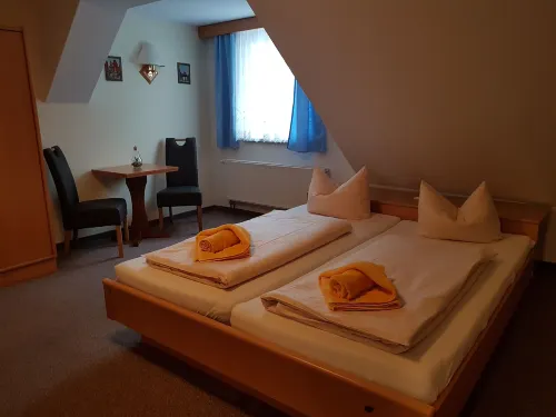 Gasthof Zur Friedenseiche Hotels in Spremberg
