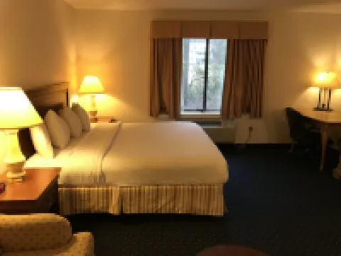 羅斯蒙特套房賓館