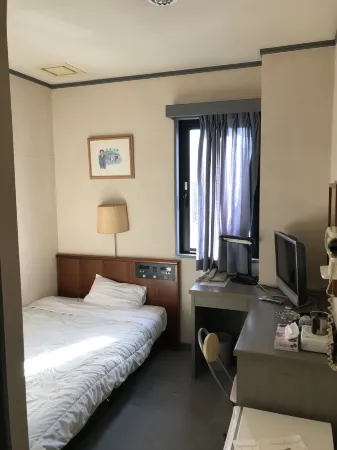 Business Hotel Route9 Отели рядом с достопримечательностью «Shimane Prefectural Convention Center»