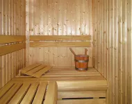 Holiday House Nightingale, Glowe