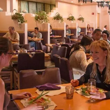 Canyon Plaza Premier Studios and Apts