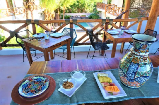 La Puerta Azul Beachfront - Adults Only