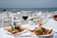 Ferienwohnungen Fischland Hotels in Ahrenshoop