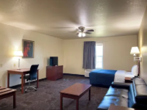 Candlelight Inn & Suites Hwy 69 Near McAlester Hotels in Pittsburg County