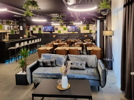 Dormero Hotel Aschaffenburg Отели рядом с достопримечательностью «F.a.n. Frankenstolz Arena»