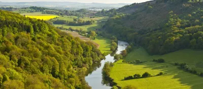 เดอะลอฟท์ 2BR ดูเพล็กซ์ 82 คาทีดรัลการ์ดิฟฟ์ พาร์คกิ้ง โรงแรมใน