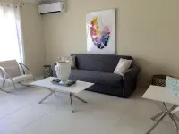 Beach Apartment Hotels near Pos Chiquito Beach Park