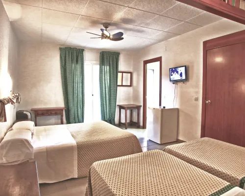Hostal Isabel Hotels in Blanes