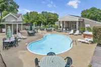 Rocky Shore Tranquility - Ozark Mtn Resort Amenities
