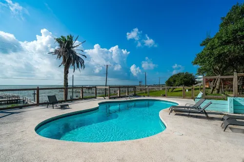 Caprice Cottage - Sun Harbor Cottage #1