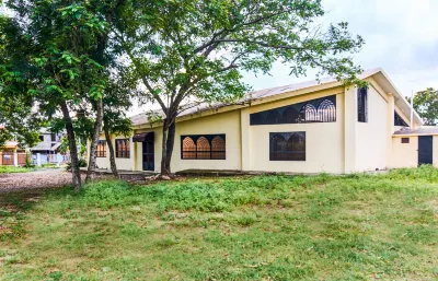 2Br 2Ba Apartment Colonial Zone-Parque Del Este Hotels near The Three Eyes National Park