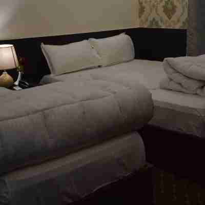 Hotel Baba KO Dhaba Rooms