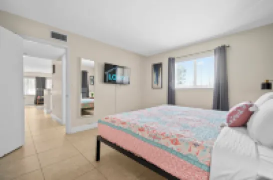 Coco Palms Apartments by Lowkl