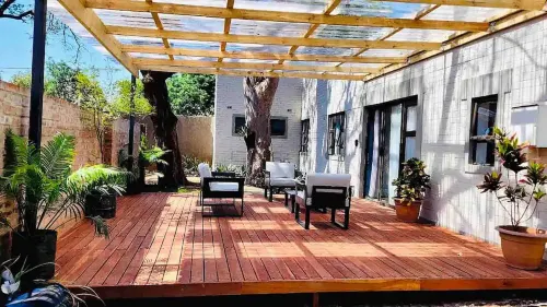 Mellow 2 Bedroomed Cottage - 2083 - Condos