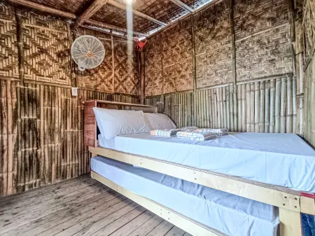 Glamper Grove Real Magra 2 Отели в г. Реал