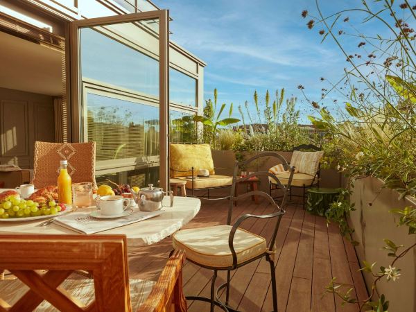Mondrian Bordeaux les Carmes Hotels in Bordeaux