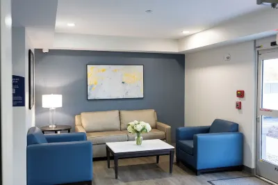 Stayapt Suites Auburn 쉐와클라 주립공원 주변 호텔