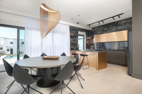 Luxury Villa del Sol - Beach