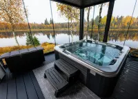 Exclusive Villa Wikkelä Ranua with Sauna & Jacuzzi - วิลล่า